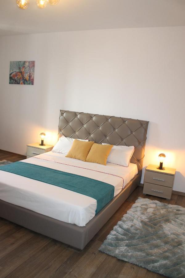 Studio Turquoise Victoria Bukarest Eksteriør billede