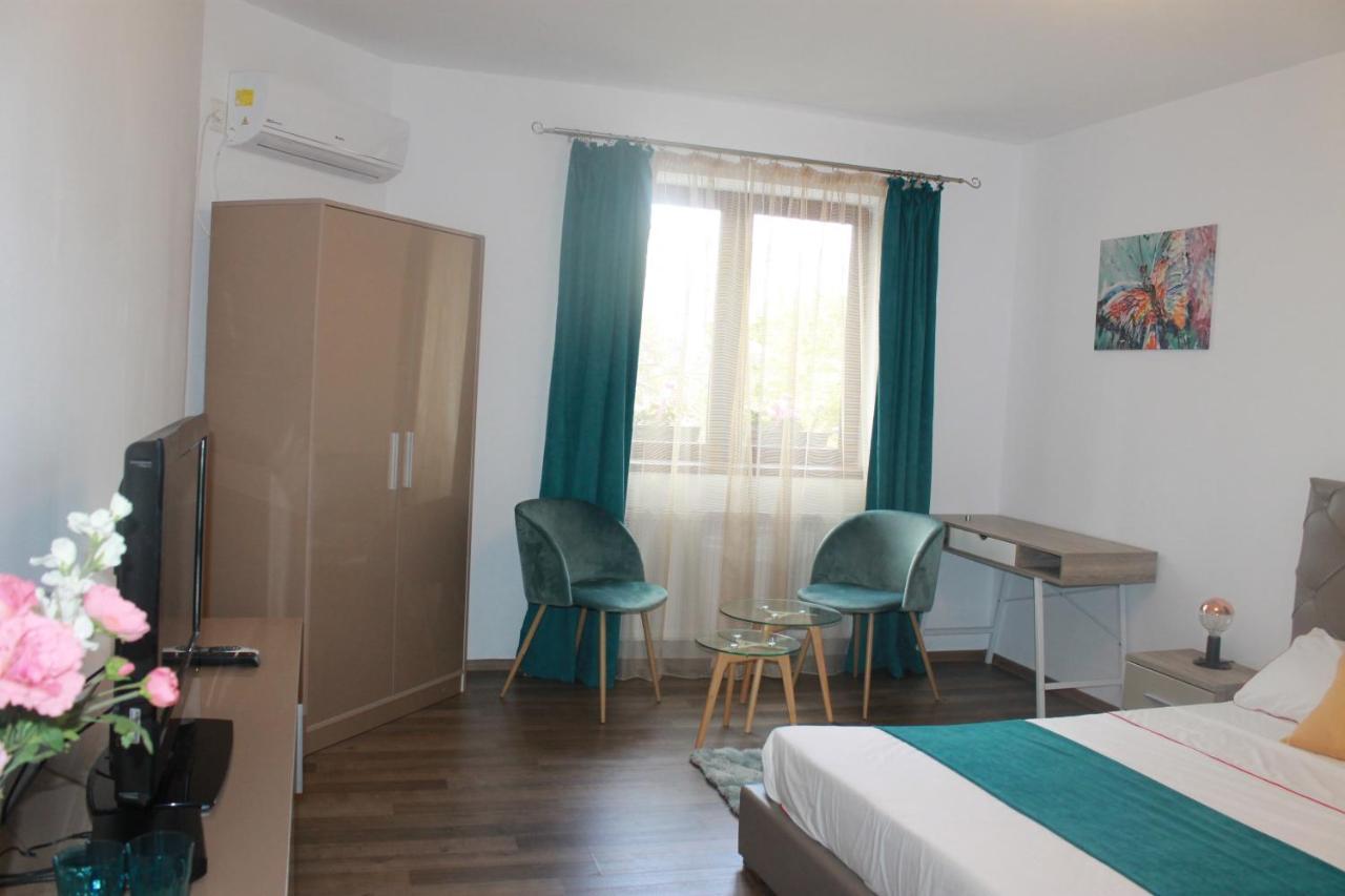 Studio Turquoise Victoria Bukarest Eksteriør billede